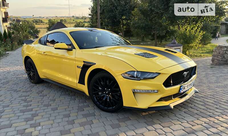 2014 ford mustang