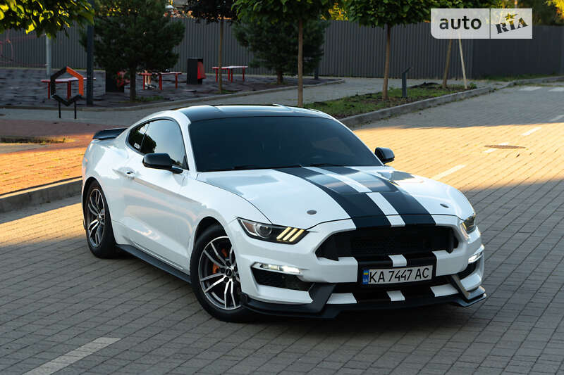 2015 ford mustang