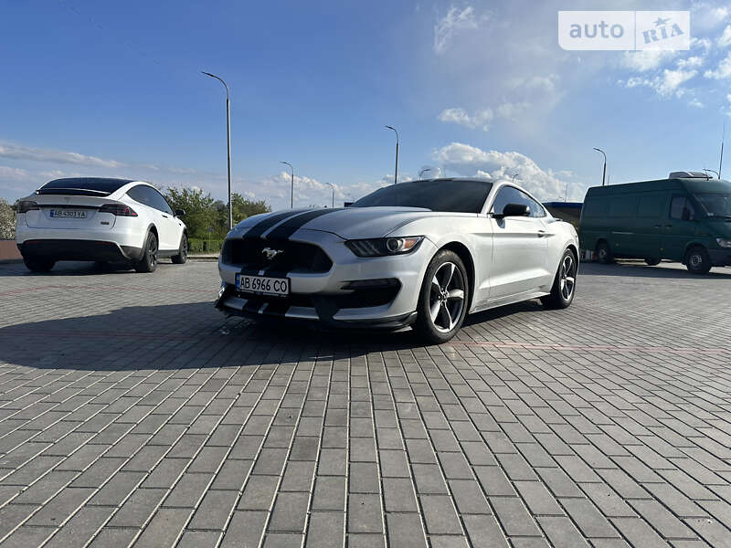 2015 ford mustang