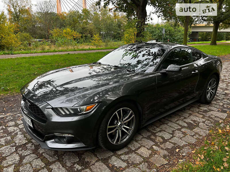 2016 ford mustang