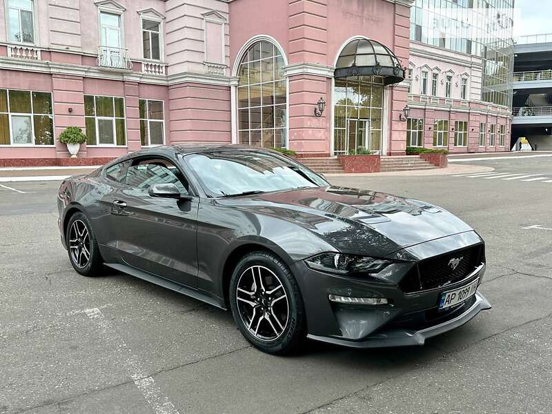 2018 ford mustang