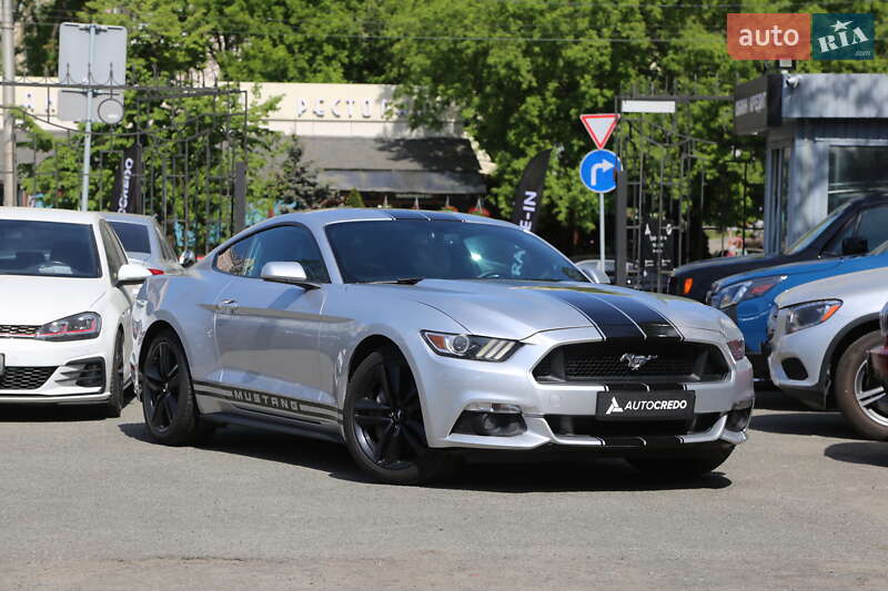 2015 ford mustang