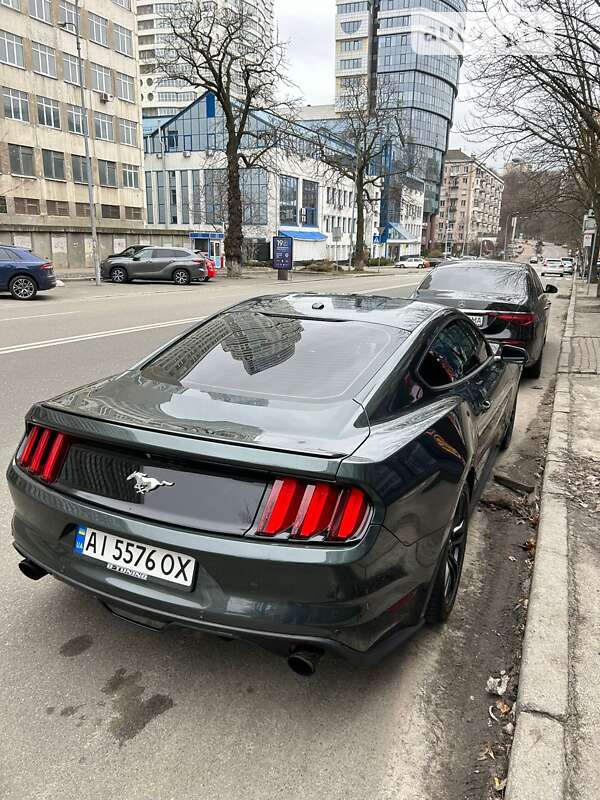 2014 ford mustang