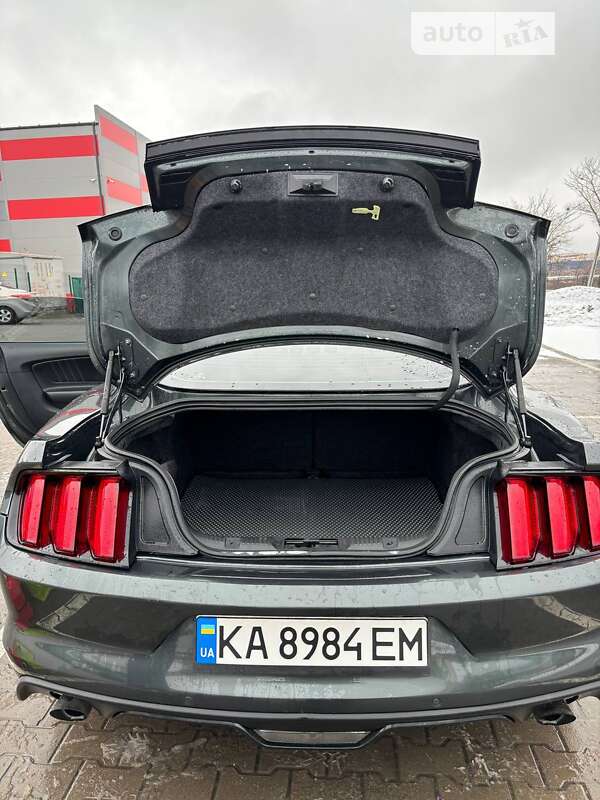 2015 ford mustang