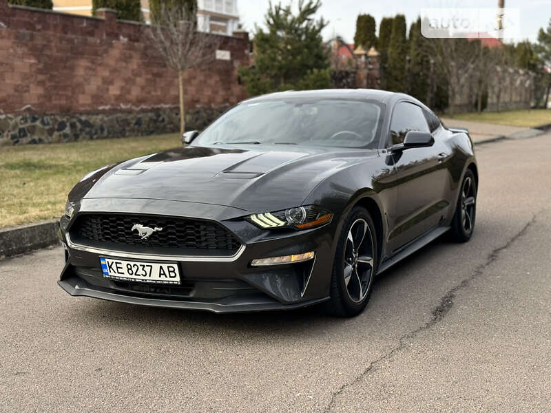 2018 ford mustang