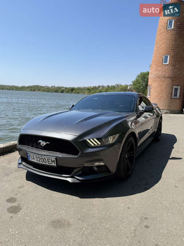 2015 ford mustang