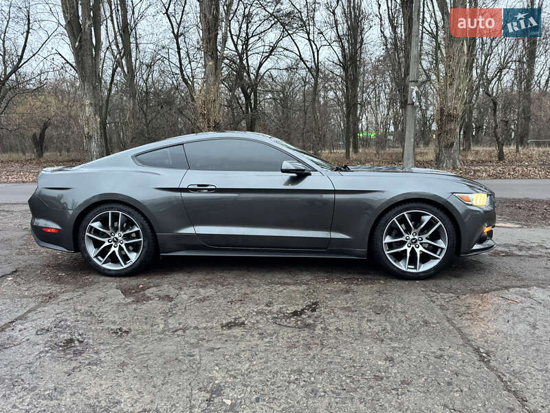 2015 ford mustang