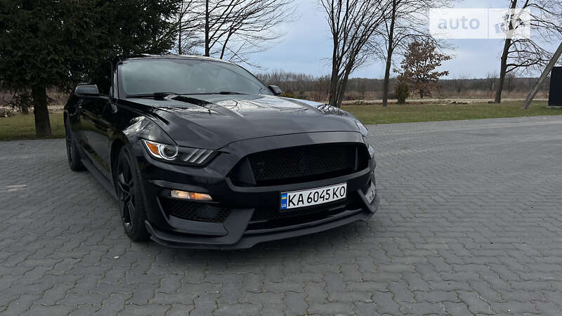 2016 ford mustang