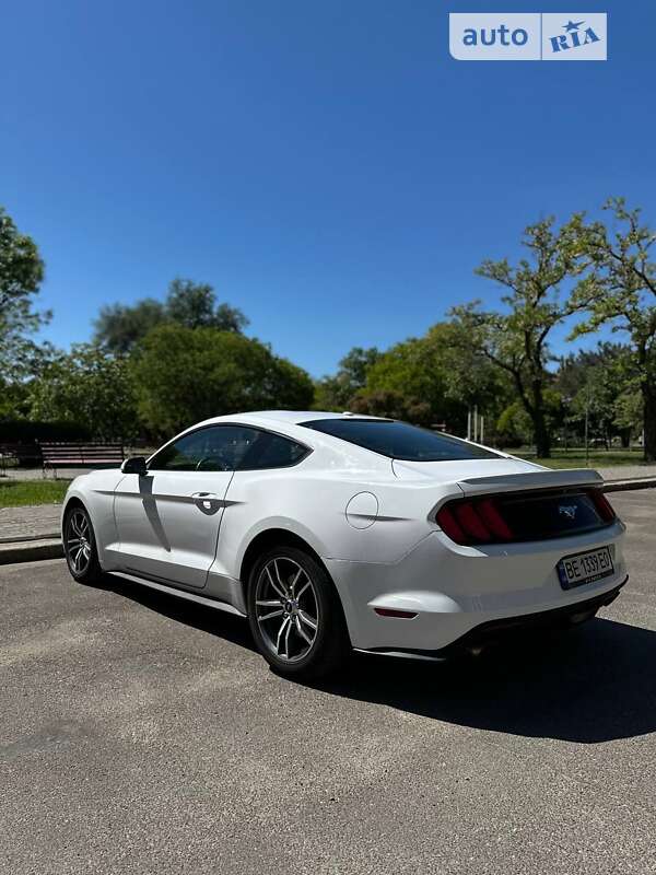 2016 ford mustang