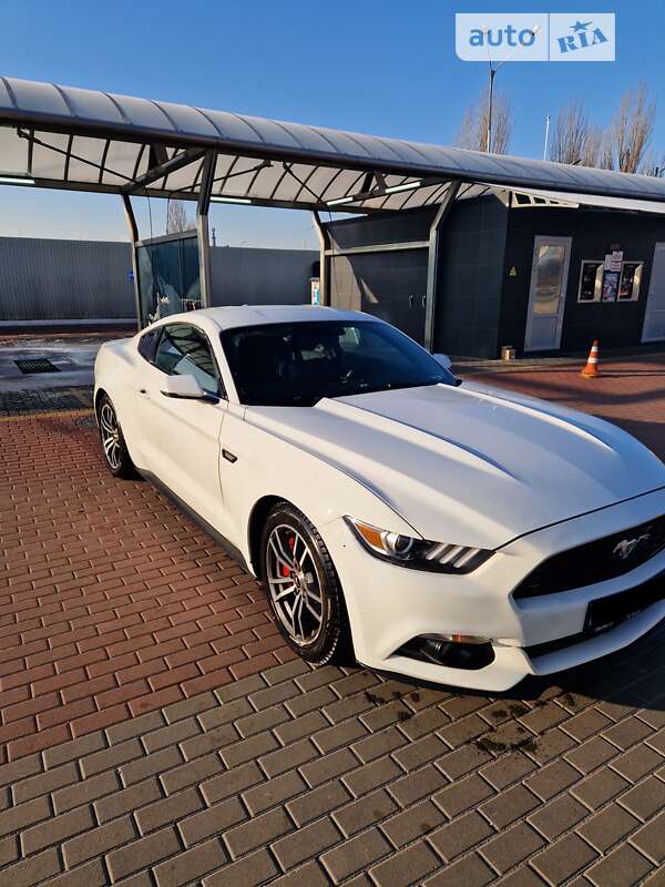 2015 ford mustang
