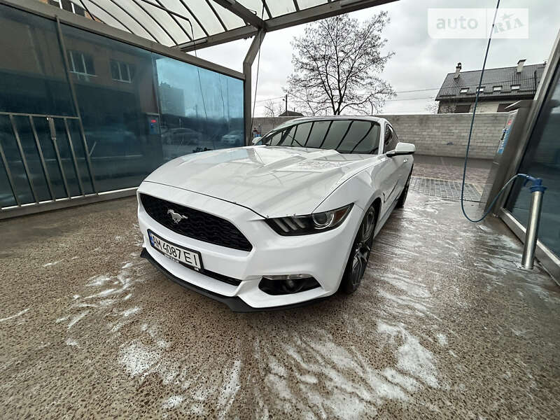 2015 ford mustang
