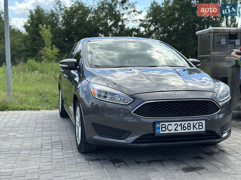 2016 ford focus