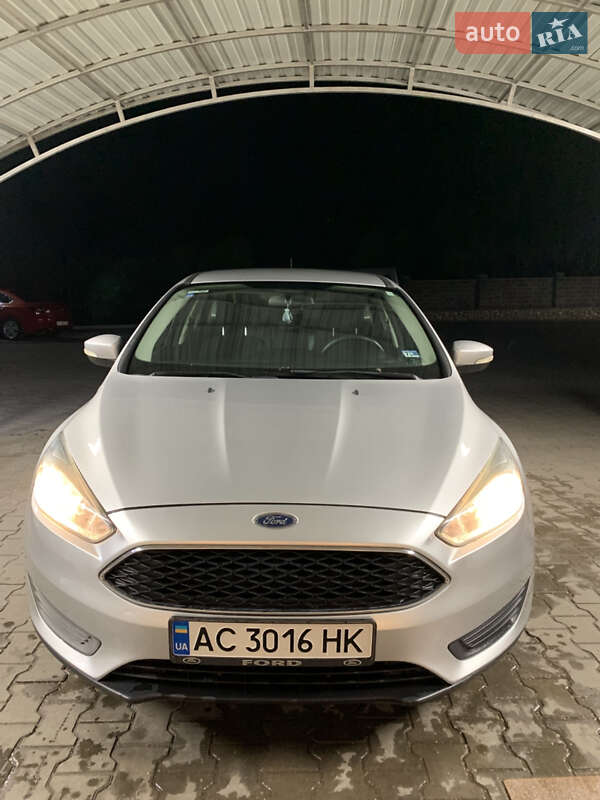 2016 ford focus
