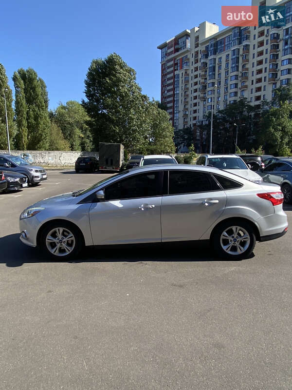 2012 ford focus