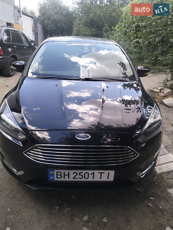 2017 FORD Focus