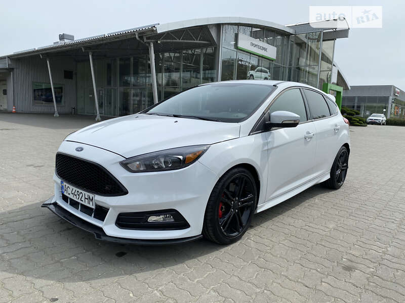 2016 ford focus