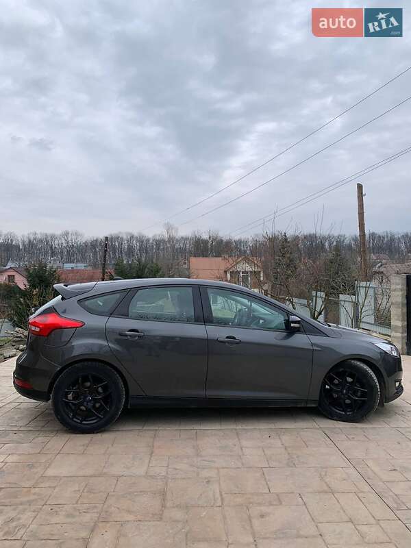 2017 ford focus