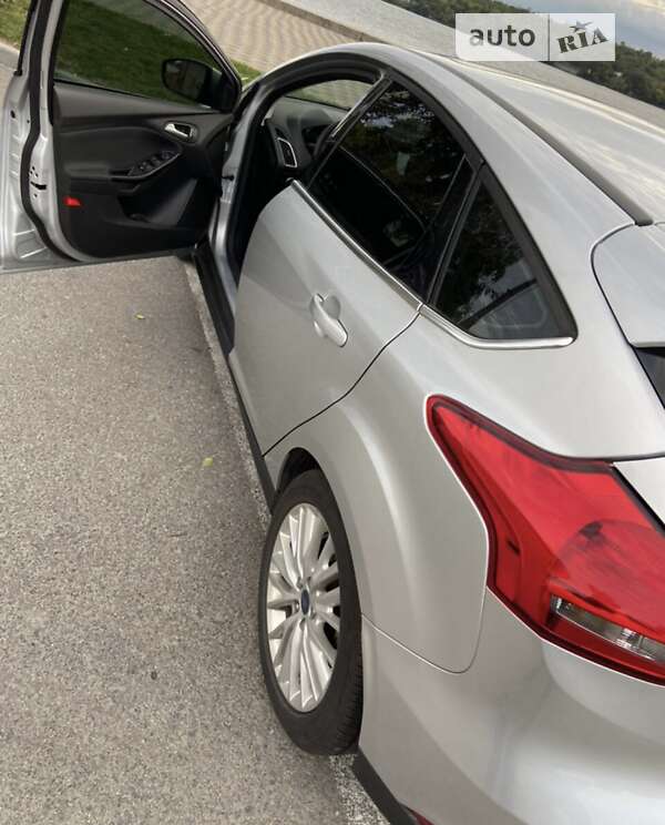 2017 ford focus