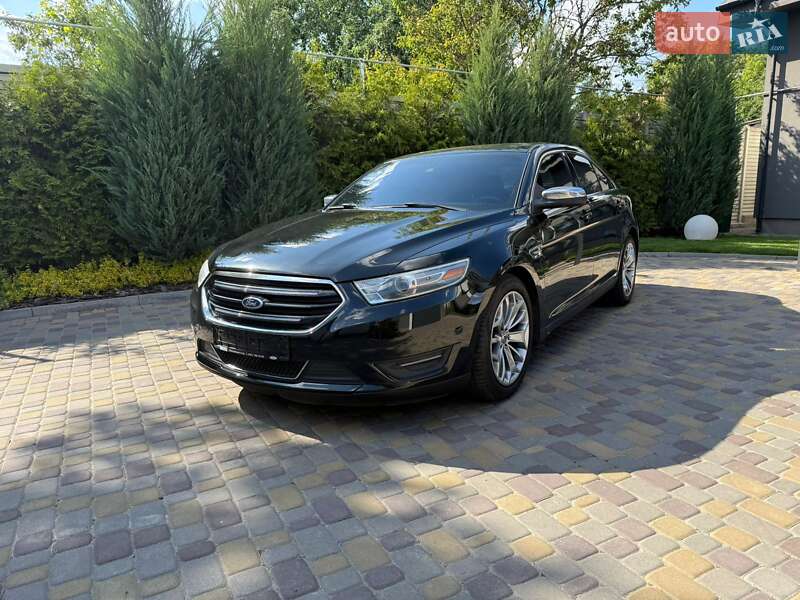 2013 ford taurus