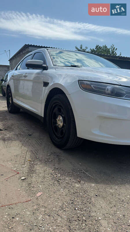 2014 ford taurus