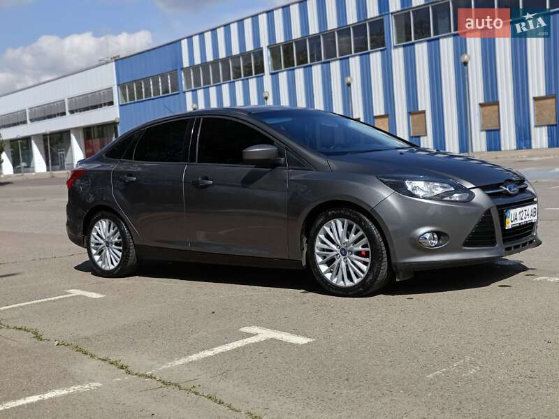 2011 ford focus