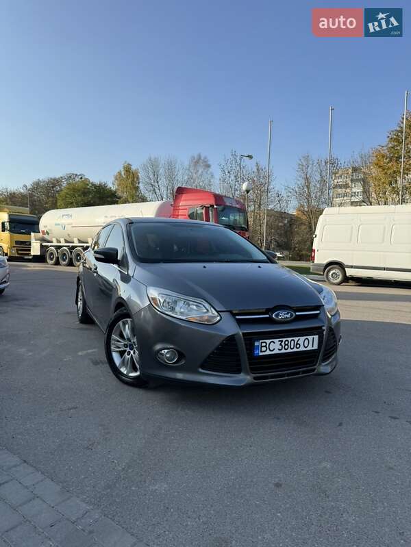 2011 ford focus