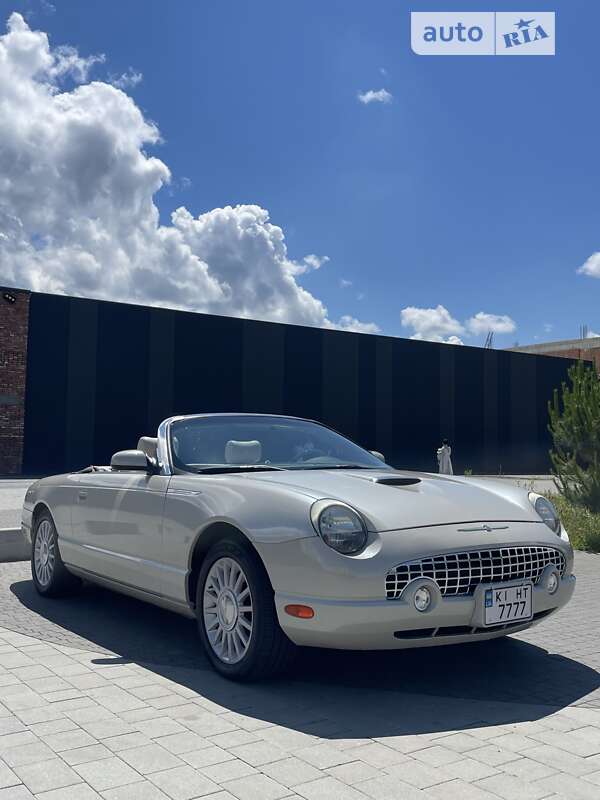 2005 ford thunderbird