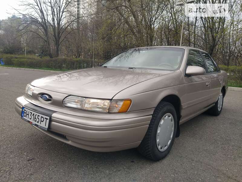1995 ford taurus