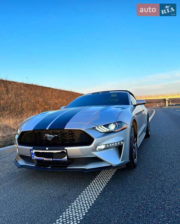 2018 ford mustang