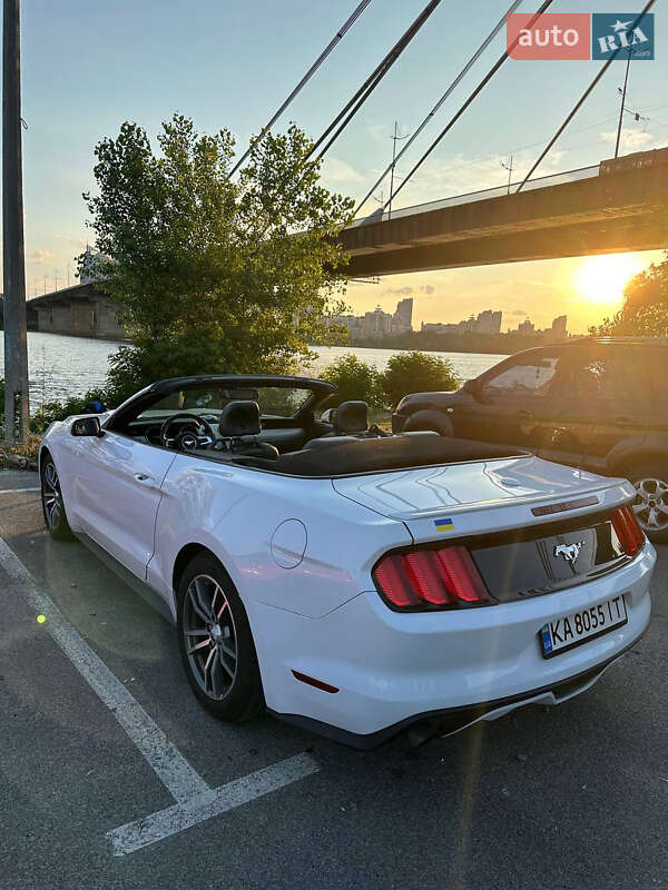 2015 ford mustang