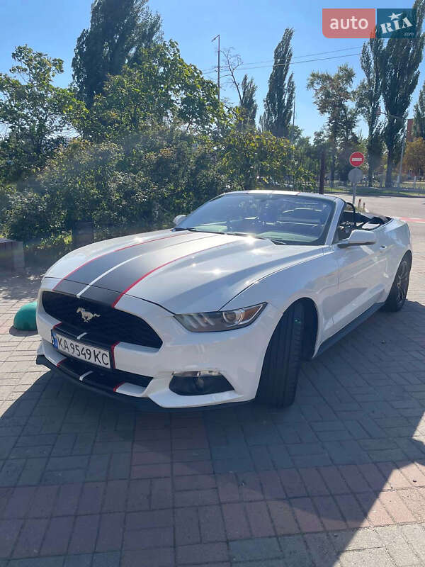 2015 ford mustang
