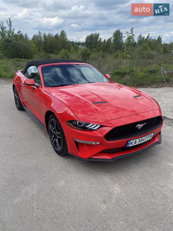2019 ford mustang