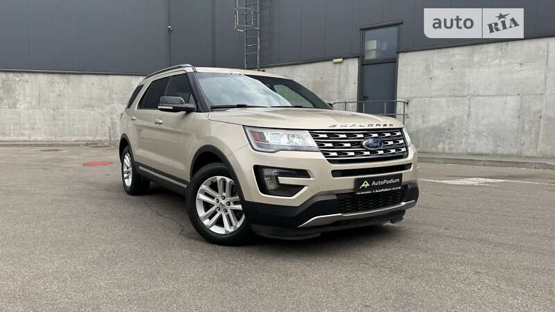 2016 ford explorer