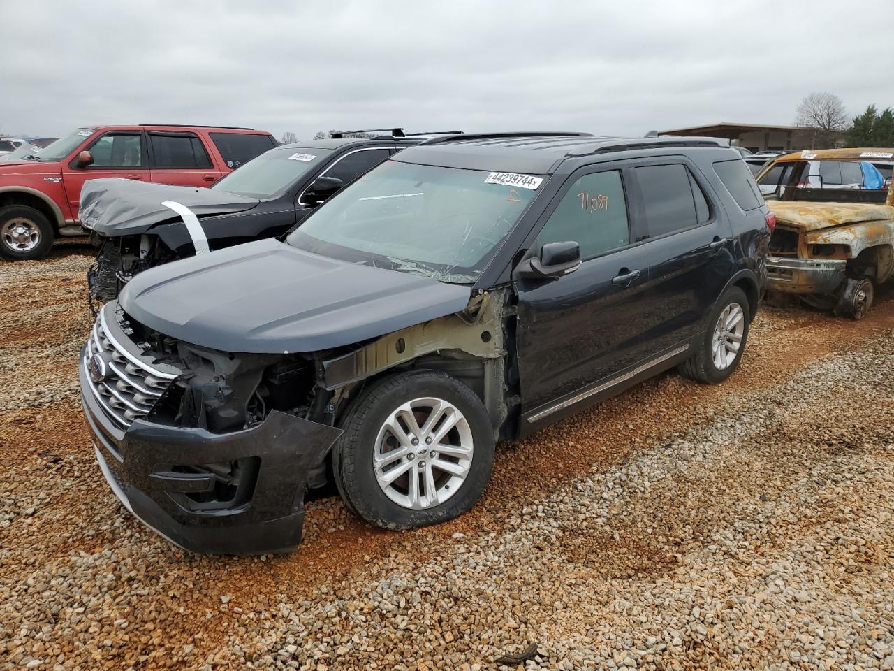 2016 ford explorer