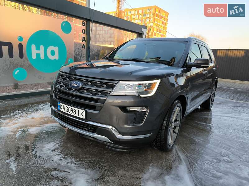 2018 ford explorer
