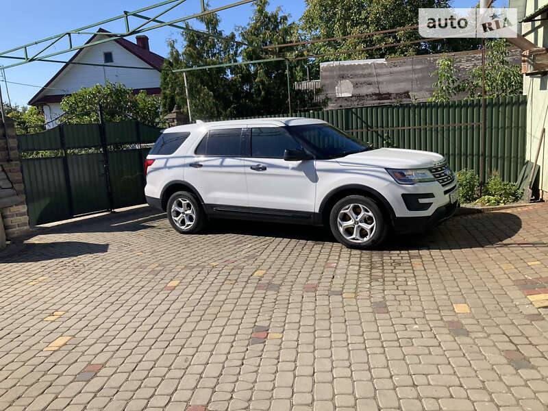 2016 ford explorer