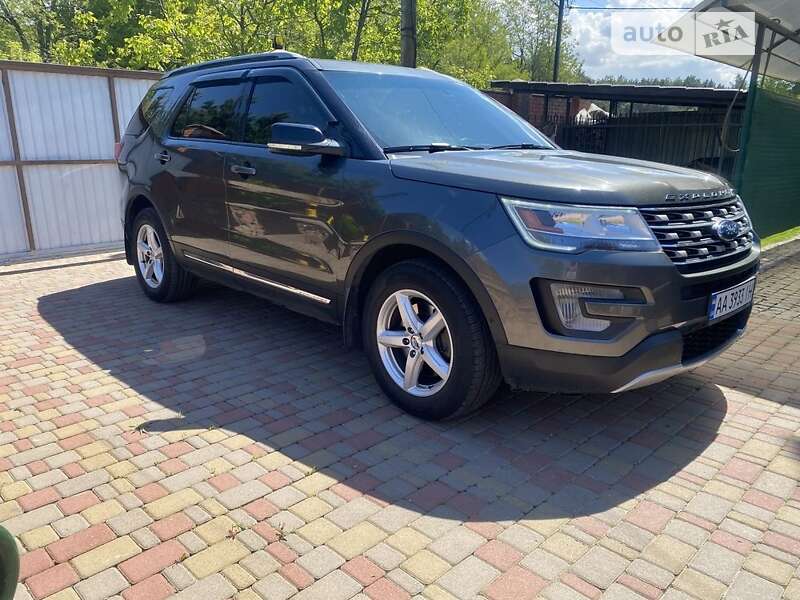 2016 ford explorer