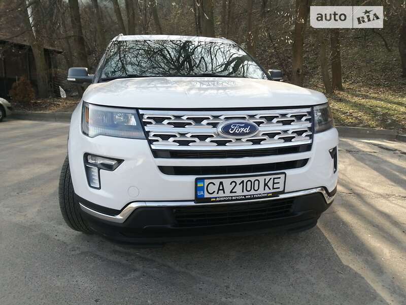 2019 ford explorer