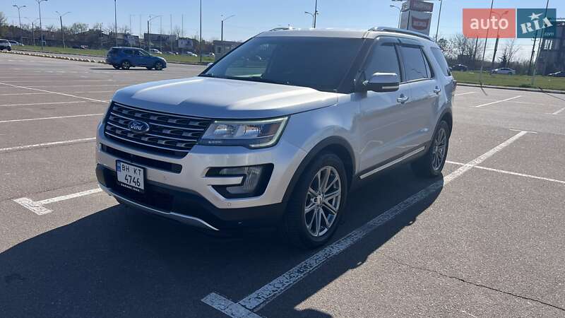 2016 ford explorer