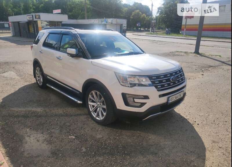2017 ford explorer