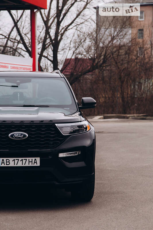 2020 ford explorer