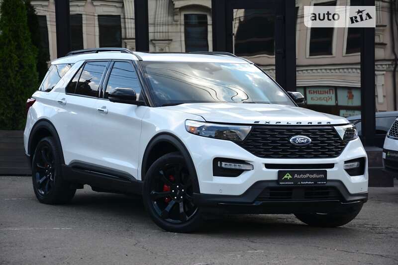 2019 ford explorer