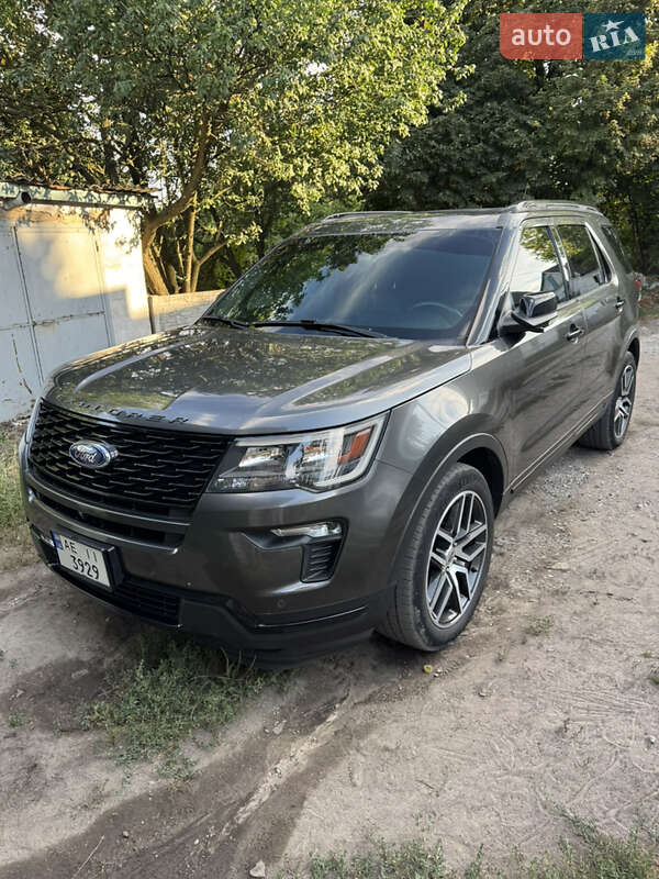 2018 ford explorer