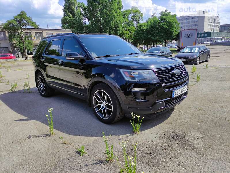 2018 ford explorer