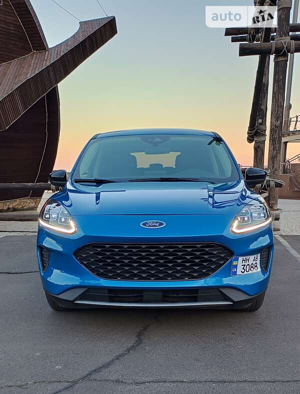 2020 ford escape