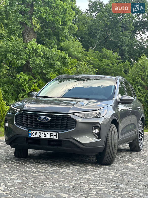 2023 FORD Escape