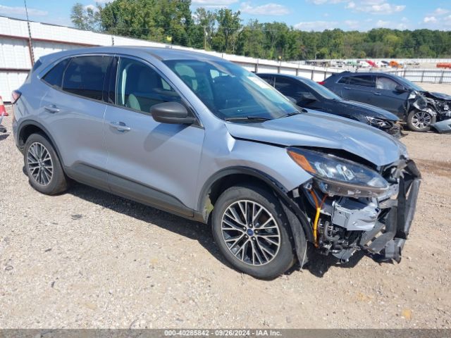 2022 FORD Escape