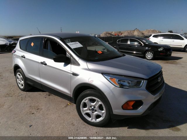 2017 FORD Escape