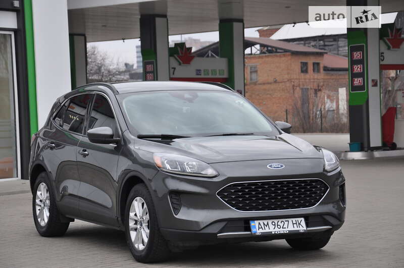 2020 ford escape