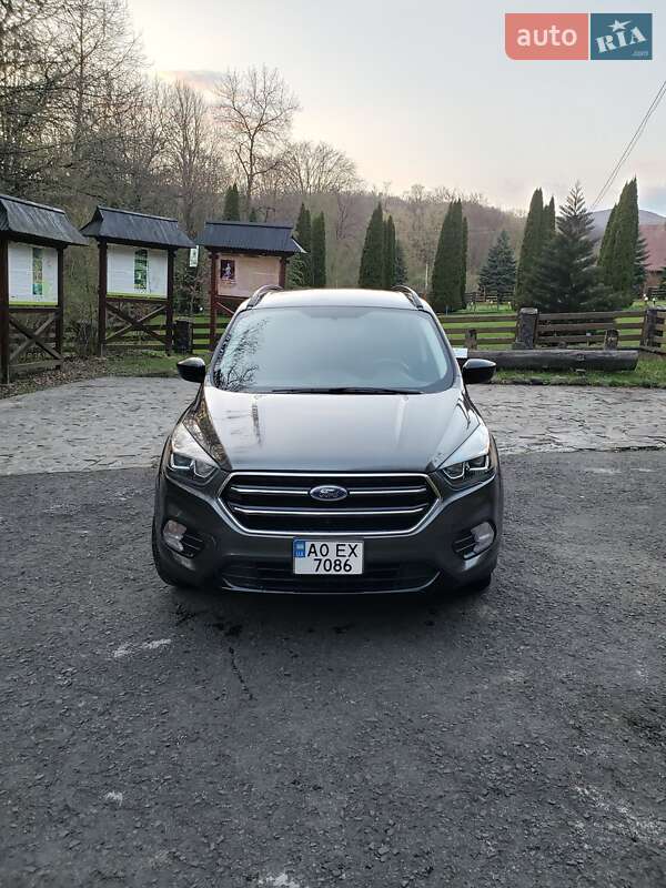 2017 ford escape